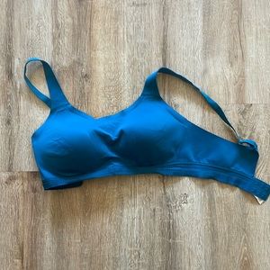 Lululemon size 36 C blue sports bra